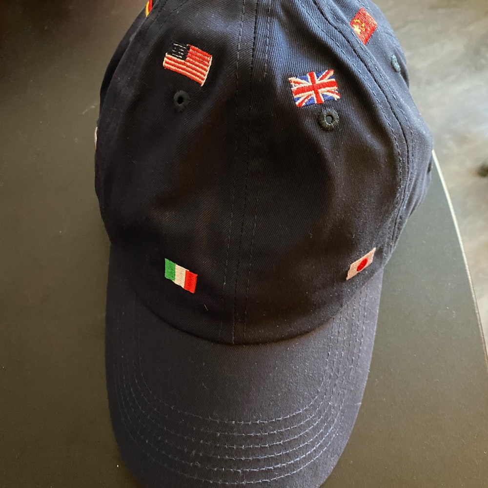 Brooks hat for men